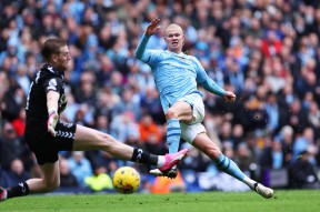 爱游戏体育-哈兰德在塞尔维亚队比赛中战术调整，精彩发挥引发热议！的简单介绍