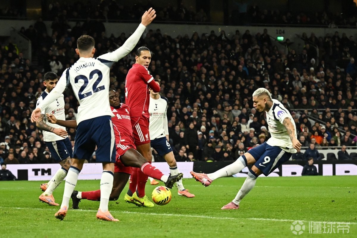  体育晚报利物浦宣布明年签约凯塔 骑士老板终止球 